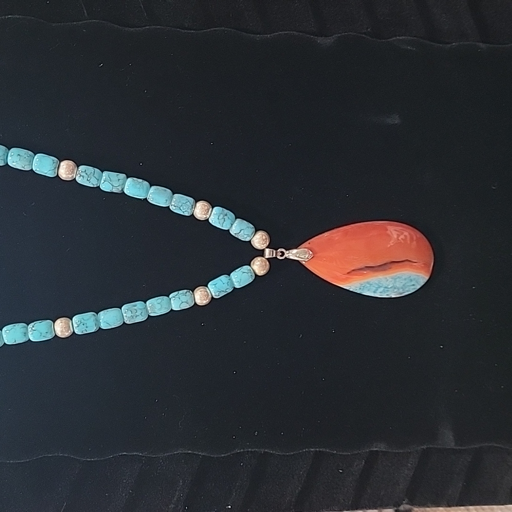 Necklace Agate Pendent with turquoise and sterling beads